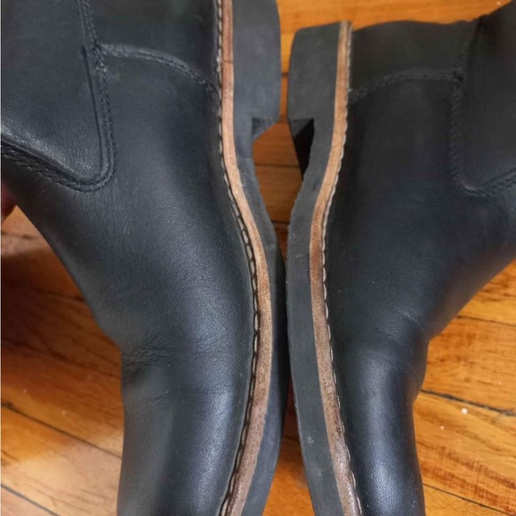 [SOLD] Roots black genuine leather tall boots - Picture 4 of 7